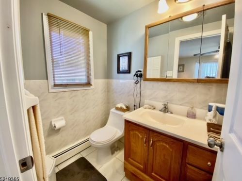 5 Stephen St, Dover NJ  07801-2224 exterior