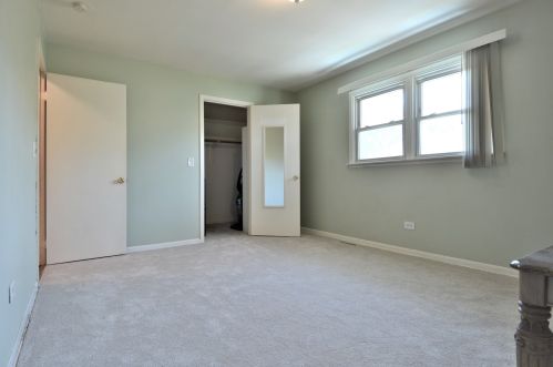 7769 Nordica Ave, Niles IL  60714-3311 exterior