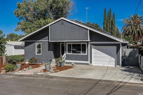 31 Adelaide Dr, Pacheco, CA 94553-3001