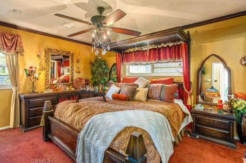 3520 Watkins Dr, Riverside CA  92507-4609 exterior