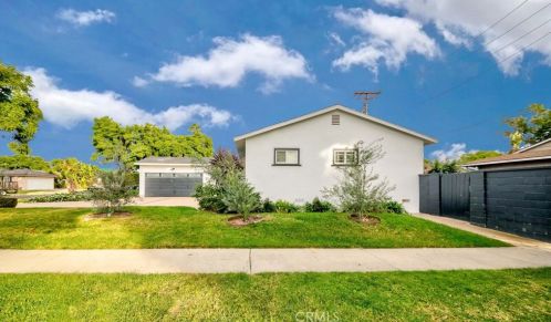1048 Fairbrook Ln, Santa Ana CA  92706-1106 exterior