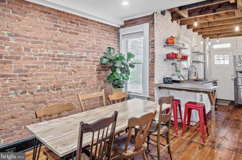 517 Juniata St, Lancaster PA  17602-4320 exterior