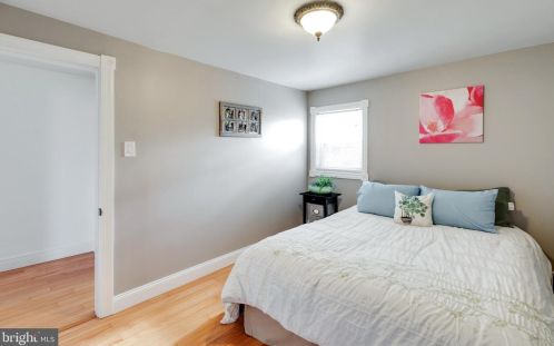 1318 Jackson St, Philadelphia PA  19148-2931 exterior