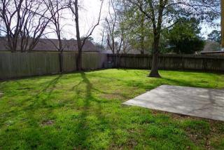5826 Walnutgate Dr, Spring TX  77373-7265 exterior