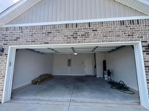 134 Arbor Crk, Warner Robins GA  31093-8958 exterior