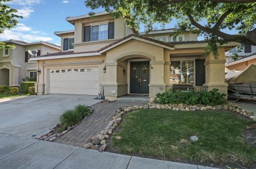 1252 Annamarie Way, Tracy, CA 95377-7953