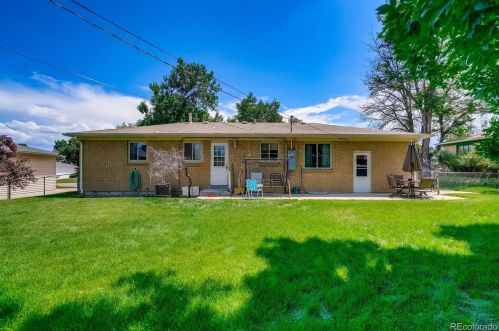 3327 Grand Ave, Englewood CO 80110-6319 exterior