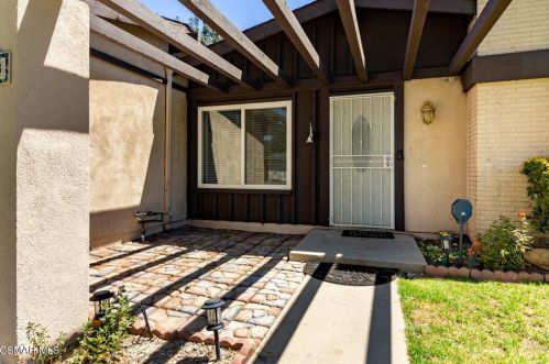 4858 Muirwood Ct, Simi Valley, CA 93063-2451
