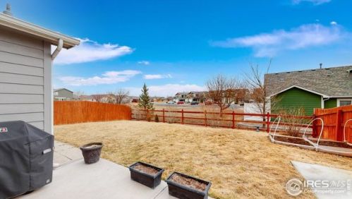 802 Glenloch Dr, Fort Collins, CO 80524-6400