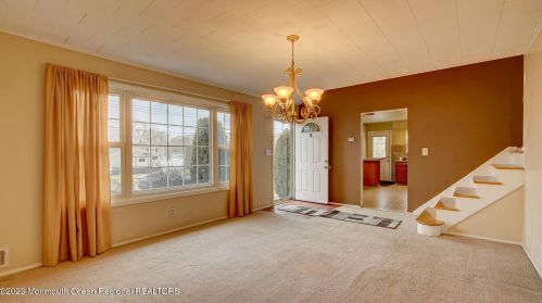 56 Coral Dr, Hazlet, NJ 07730-1010