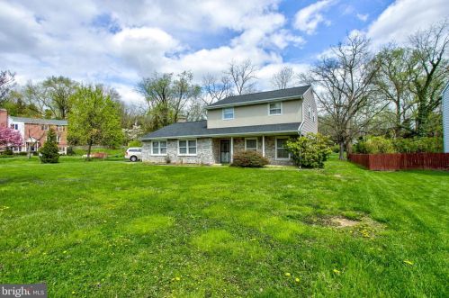 21 Wilson Dr, Lancaster, PA 17603-4741
