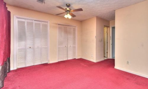 2570 Bradford Sq, Atlanta GA  30345-1366 exterior