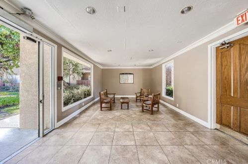 12200 Montecito Rd, Seal Beach, CA 90740-2600