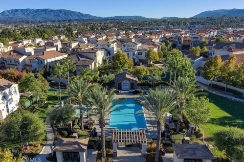 44146 Calle Ciuita, Temecula CA  92592-3992 exterior