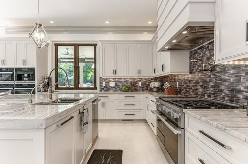 1107 Moores Mill Rd, Atlanta GA  30327-1645 exterior