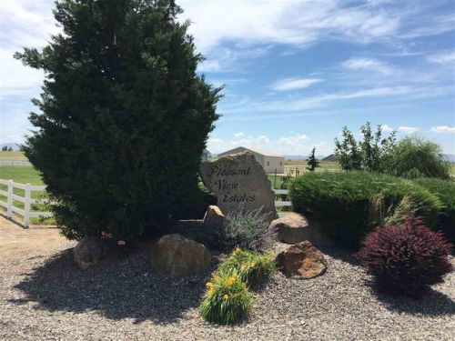 27627 Petolla Rd, Wilder ID  83676-5743 exterior