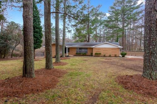 2285 Enon Rd, Atlanta GA  30349-1282 exterior