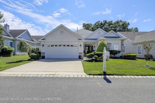 36 Pine Valley Rd, Jackson Twp, NJ 08527-4015
