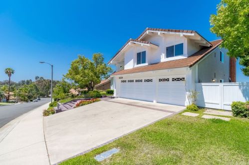 21711 Queensbury Dr, El Toro, CA 92630-6025
