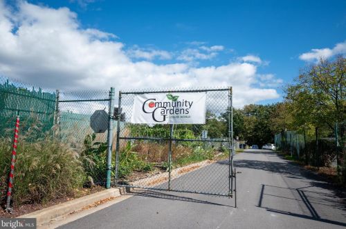 3330 Leisure World Blvd, Silver Spring MD 20906-5622 exterior