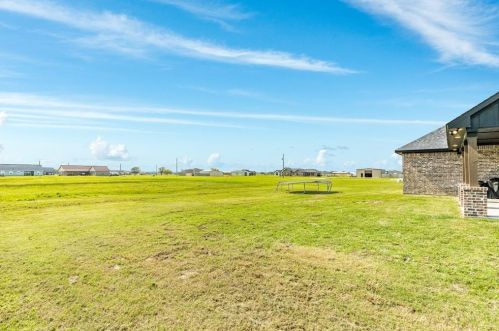 713 Longhorn Trl, Angleton TX 77515-9623 exterior