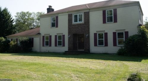 22 Devore Rd, Flemington, NJ 08822-7152
