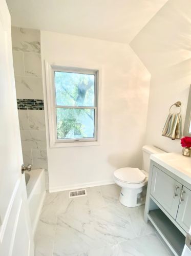 2139 Inner Cir, Hammond IN  46321-3214 exterior