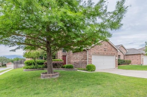 9888 Autumn Sage Dr, Fort Worth TX  76108-4812 exterior