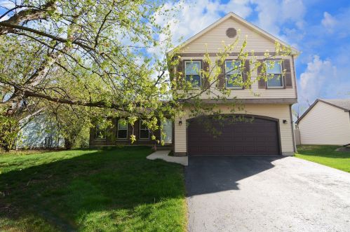 35 Dennison Dr, Glendale Heights, IL 60139-1876