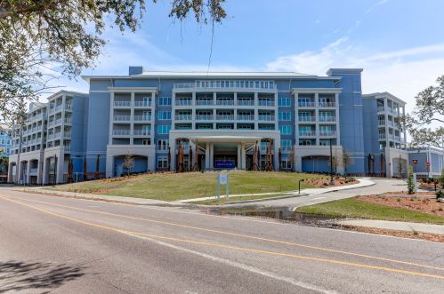 5802 Palmetto Dr, Isle Of Palms SC  29451-3813 exterior