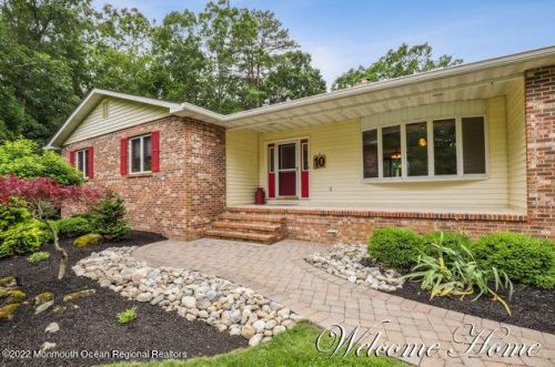 10 Red Maple Rd, Plumsted Township, NJ 08533-2822