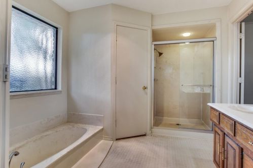 2601 Ridge Oak Pl, Garland TX  75044-6956 exterior