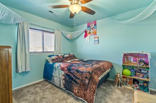 897 Willow Dr, Denver CO  80603-7762 exterior