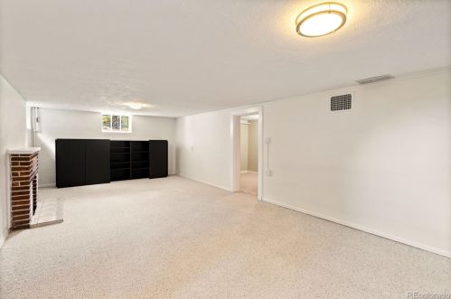 2877 Eudora St, Denver CO  80207-3056 exterior