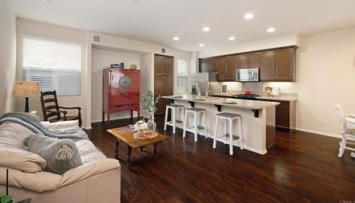 2431 Sentinel Ln, San Marcos, CA 92078-2138