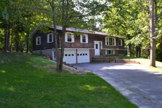 356 Pinehurst Dr, Shelburne, VT 05482-6888