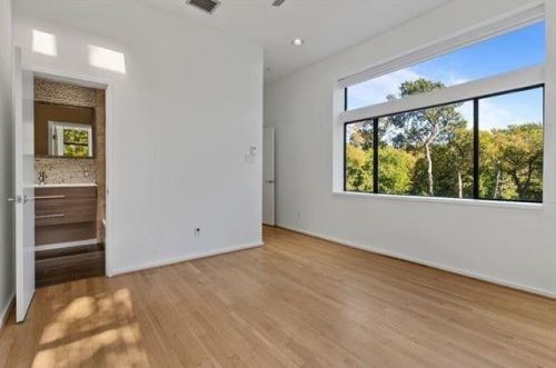 9562 Ash Creek Dr, Dallas TX  75228-3770 exterior