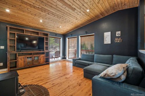 1158 Frst Hl Rd, Woodland Park CO 80863-1219 exterior