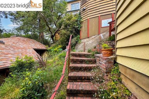 2665 Shasta Rd, Berkeley, CA 94708-1921