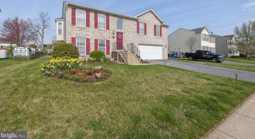 120 Victor Dr, Graceham, MD 21788-1784