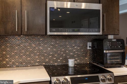 2355 View Rd, Lancaster PA  17602-1844 exterior