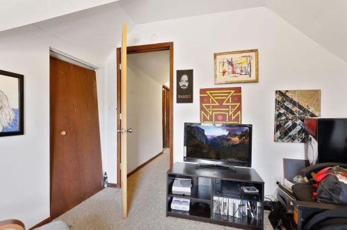 998 Grand Ave, Saint Paul MN 55102-2610 exterior