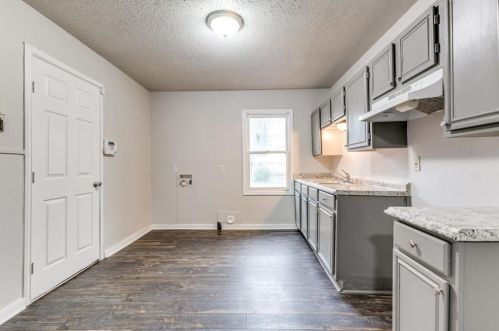 3409 Hatcher St, Fort Worth TX  76119-2021 exterior