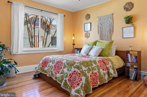 153 Park Pl, Camden NJ 08106-1221 exterior