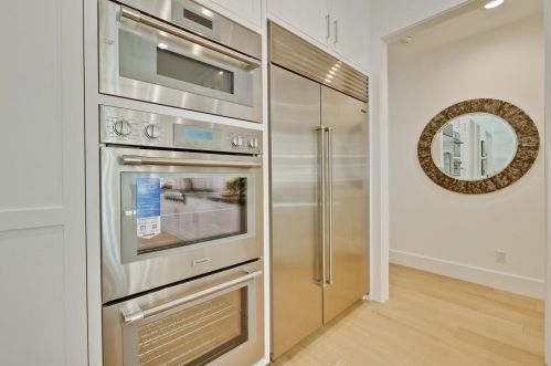 929 Russell Ave, Los Altos CA  94024-5061 exterior