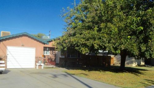 1127 Antelope Dr, Lemoore, CA 93245-2358