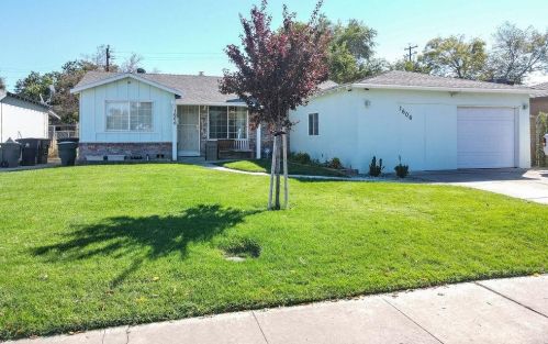 1606 Chester Dr, Tracy, CA 95376-2928