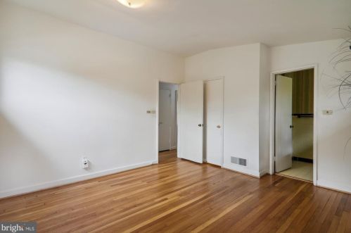 2205 Richland Pl, Silver Spring MD 20910-2331 exterior