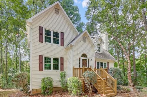 1050 Orchid Way, Holly Springs, GA 30115-8409