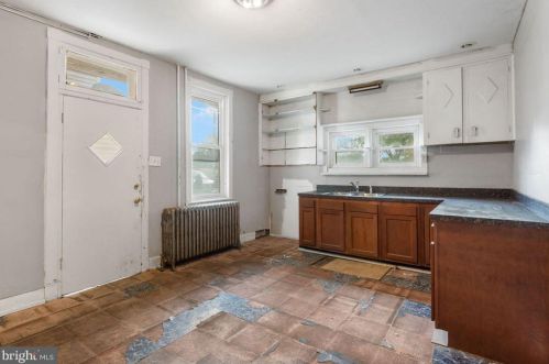 218 Penn St, York PA  17401-2913 exterior